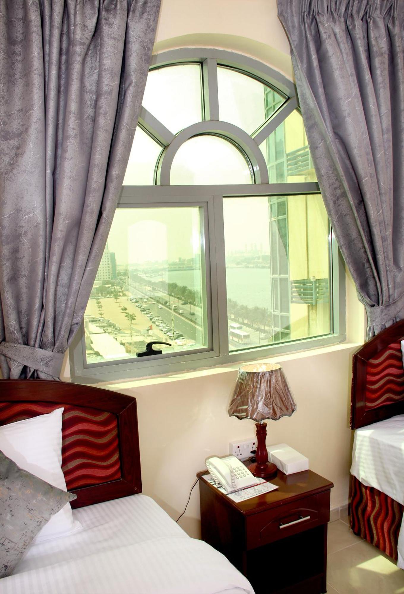 שארג'ה Al Barakah Hotel מראה חיצוני תמונה