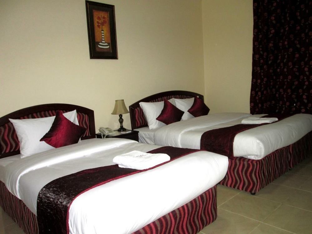 שארג'ה Al Barakah Hotel מראה חיצוני תמונה
